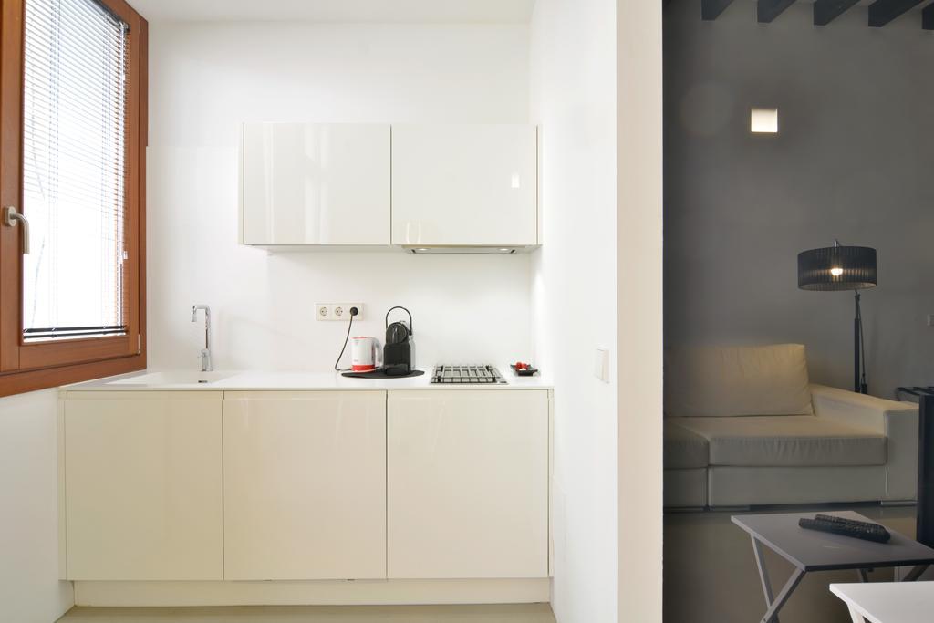 Lonja Suites Apartments ปัลมาเดมายอร์กา ภายนอก รูปภาพ