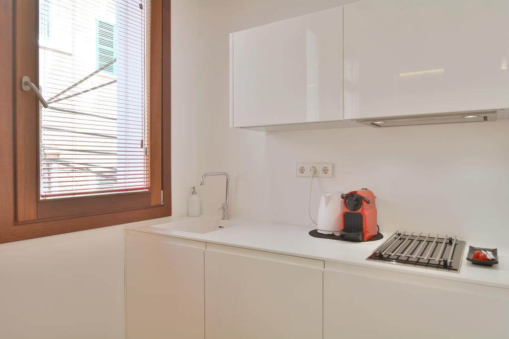 Lonja Suites Apartments ปัลมาเดมายอร์กา ภายนอก รูปภาพ