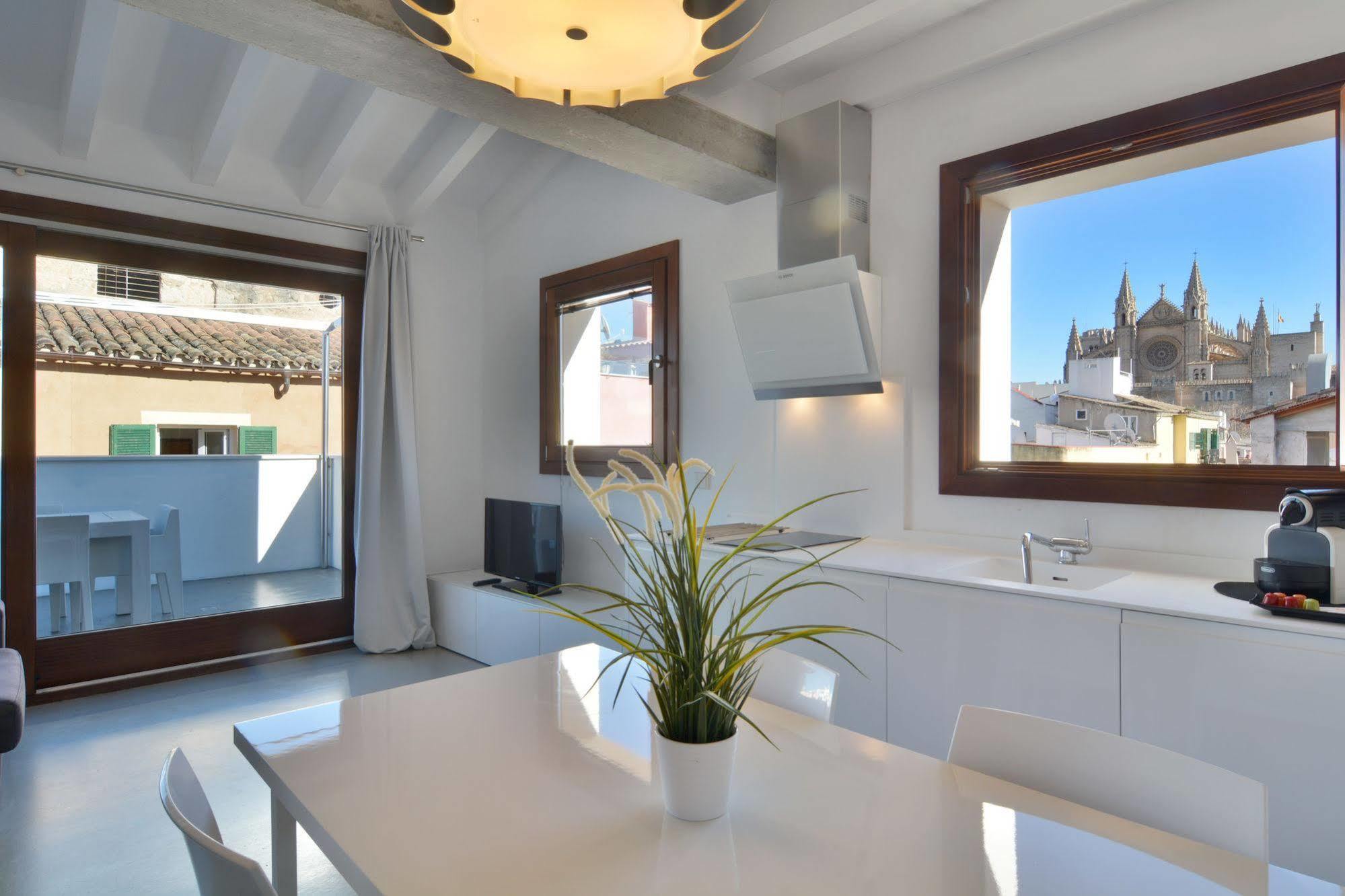 Lonja Suites Apartments ปัลมาเดมายอร์กา ภายนอก รูปภาพ